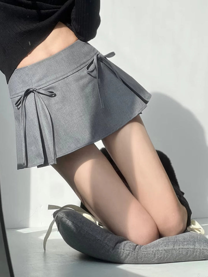 Bow Pleated Mini Skirt - Vedlit