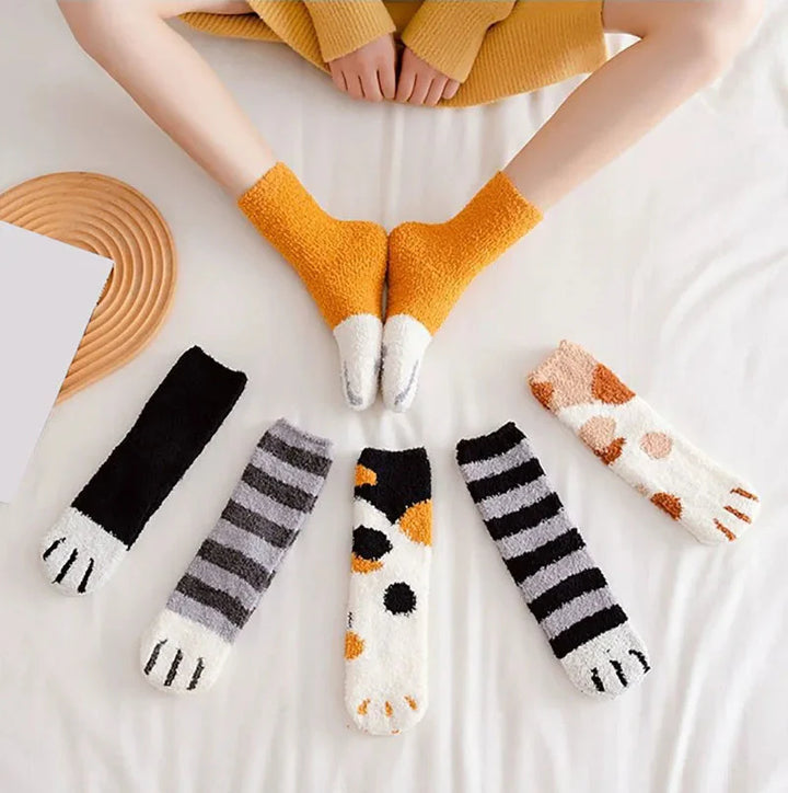 Cat Paw Plush Socks - Vedlit