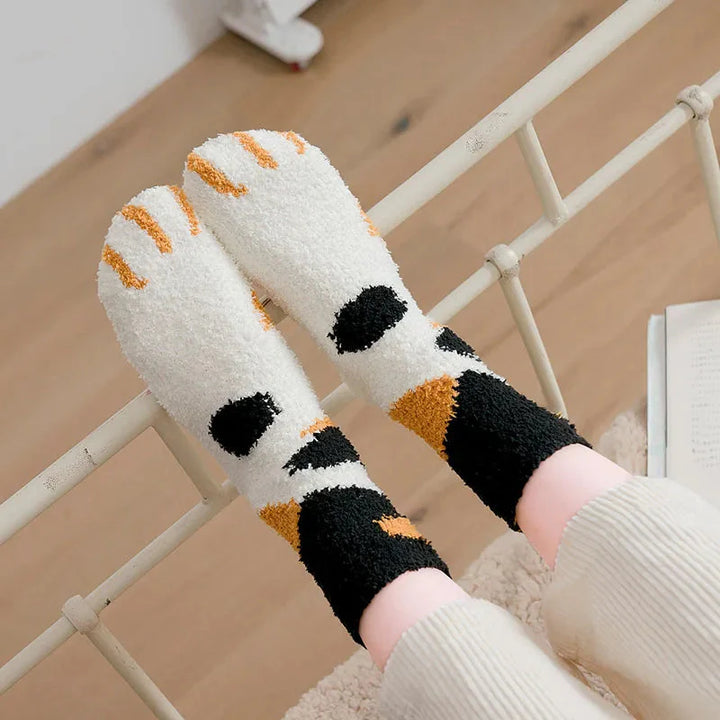 Cat Paw Plush Socks - Vedlit