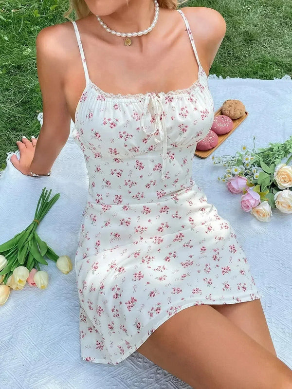 Cottagecore Floral Ruched Mini Dress - Vedlit