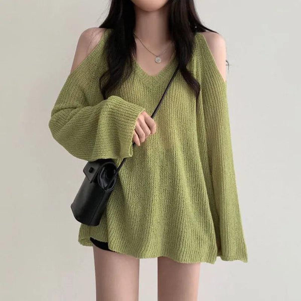 Cut-Out Shoulder Loose Knit Sweater - Vedlit