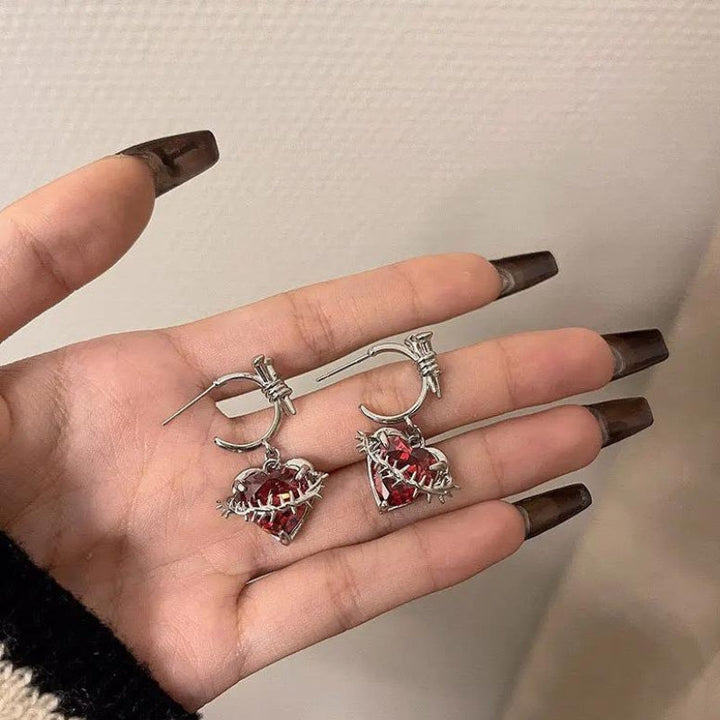 Goth Barbed Heart Earrings - Vedlit