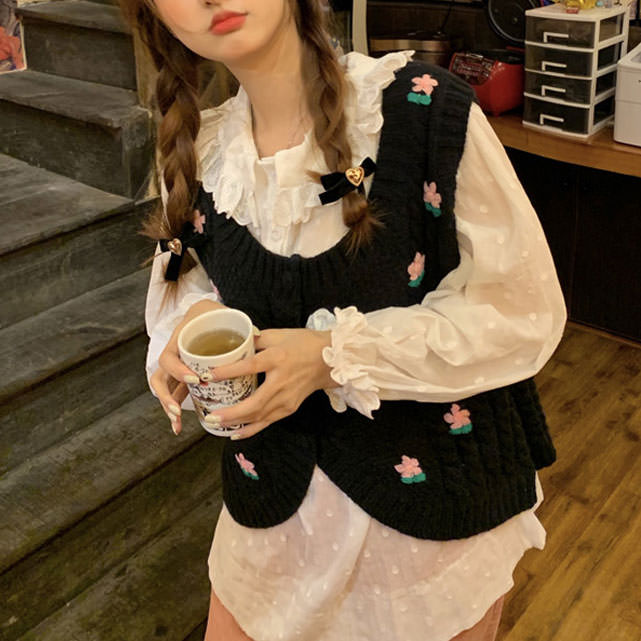 Grandmacore Knit Vest - Vedlit