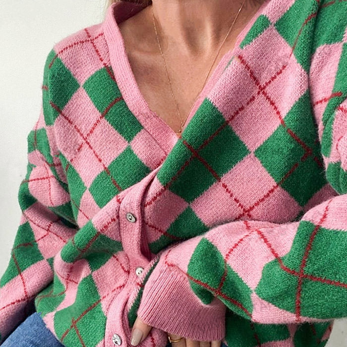 Green & Pink Argyle Pattern Cardigan - Vedlit