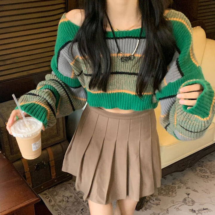 Grunge Aesthetic Crop Sweater - Vedlit