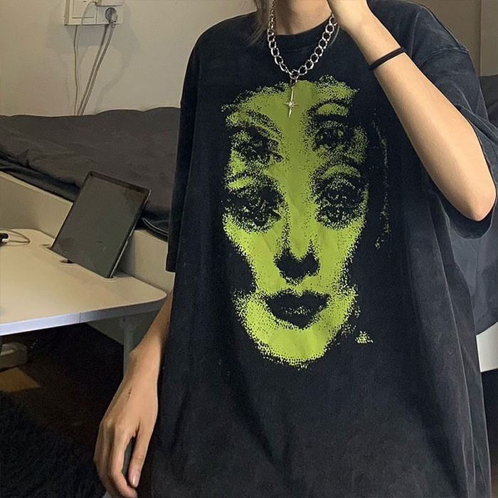 Grunge Ghost Face Graphic T-Shirt - Vedlit