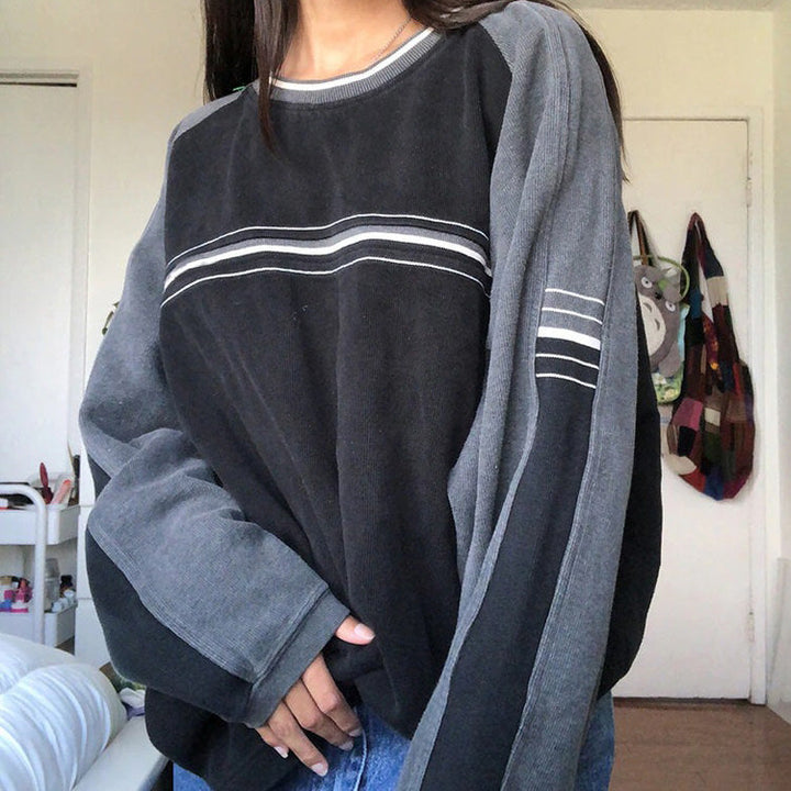 Meet Me On Campus Sweatshirt - Vedlit