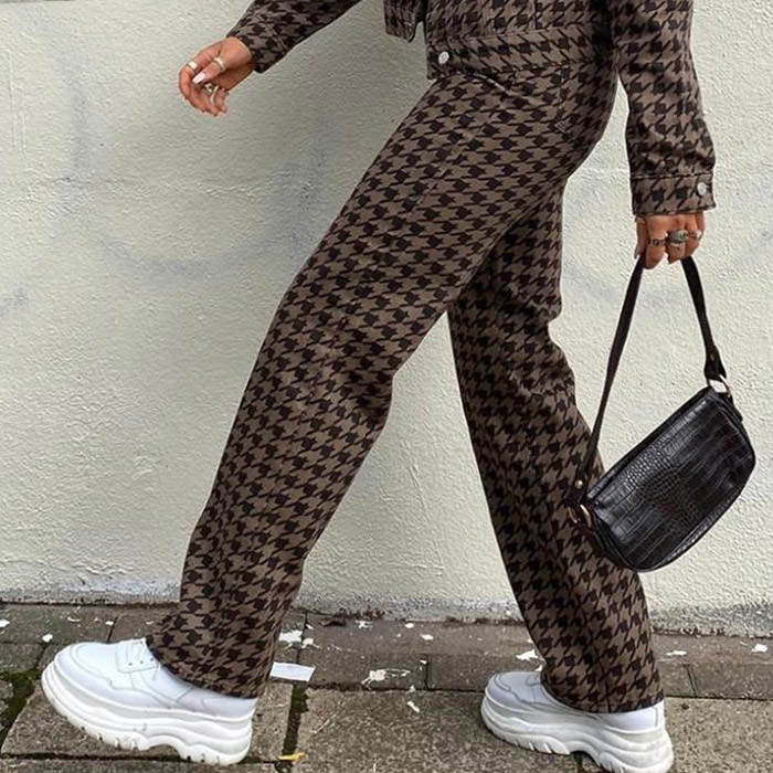 Never The Same Pants - Vedlit