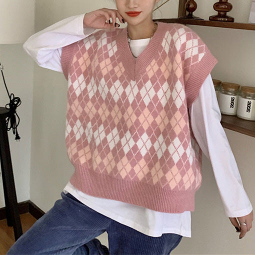 Pink Argyle Knit Cardigan - Vedlit