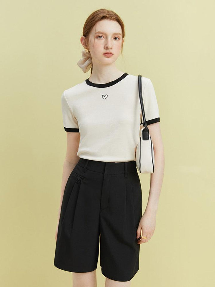 Soft Girl Minimal Heart Tee - Vedlit