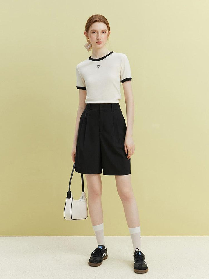 Soft Girl Minimal Heart Tee - Vedlit