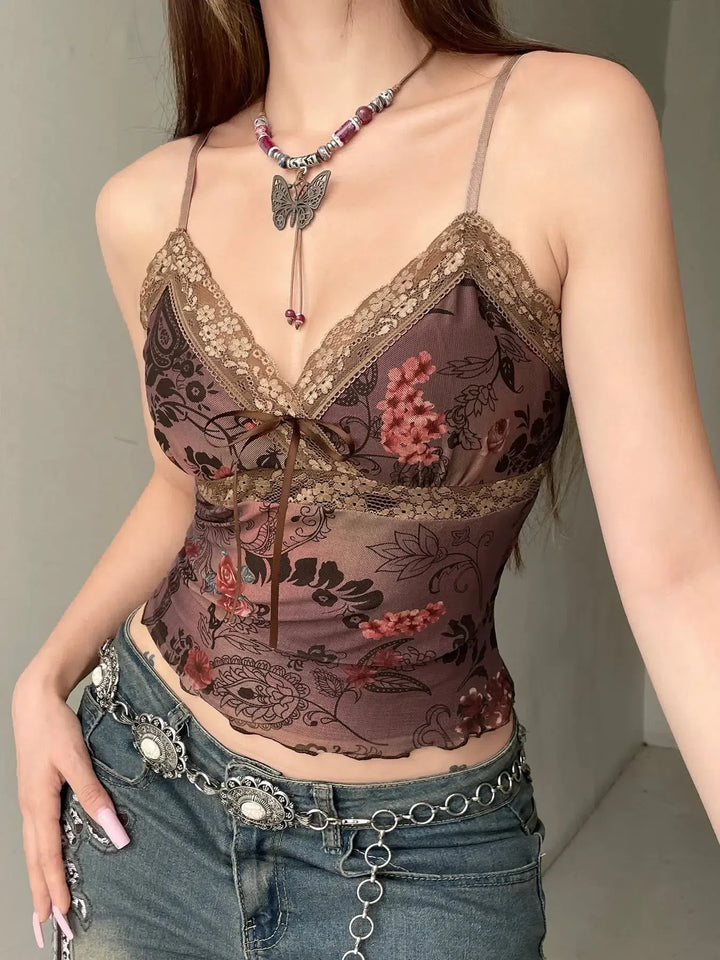 Vintage Floral Lace Trim Top - Vedlit