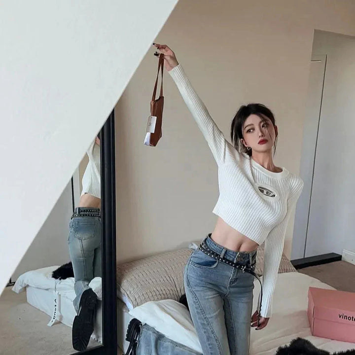 Y2K Ribbed Cropped Sweater - Vedlit