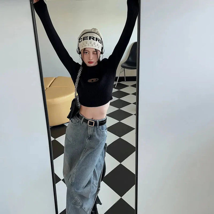 Y2K Ribbed Cropped Sweater - Vedlit