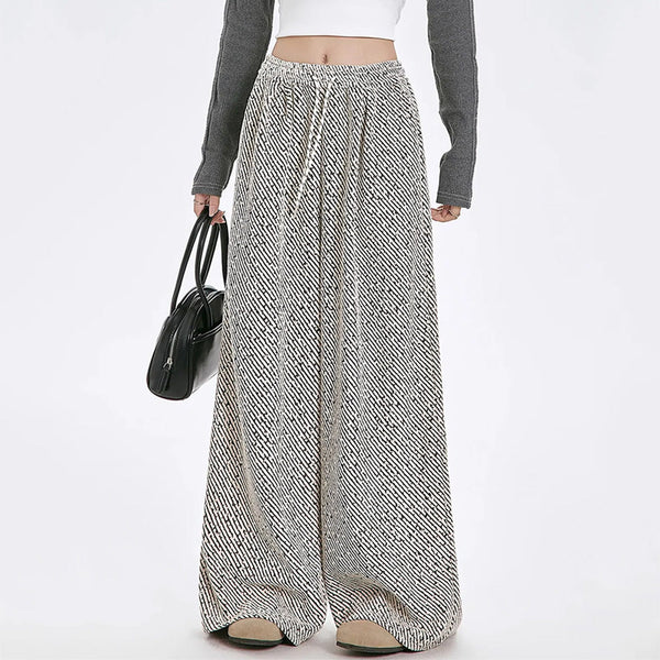Less Conversation Wide-Leg Pants - Vedlit