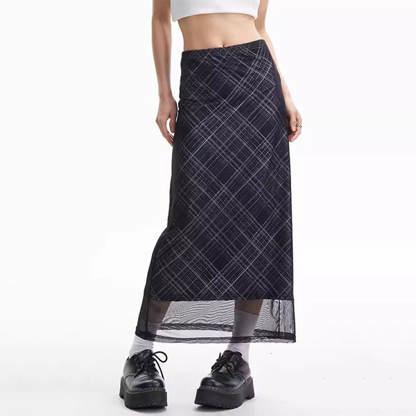 Less Conversation Plaid Maxi Skirt - Vedlit