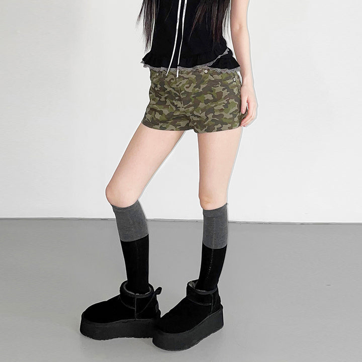 Camo High Waist Slim Fit Shorts for Women - Vedlit