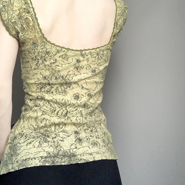 Floral Lace Slim Fit Square Neck Top - Vedlit