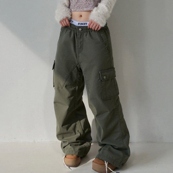 Low-Rise Wide-Leg Cargo Pants with Pocket Detail - Vedlit