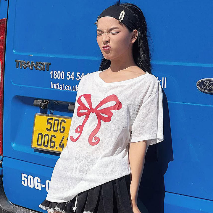Off Shoulder Bow Graphic Tee – Casual Y2K Aesthetic Top - Vedlit