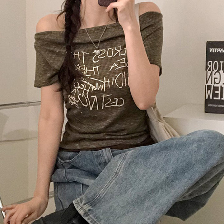 Off-Shoulder Scribble Graphic Slim Tee – Street Style Essential - Vedlit