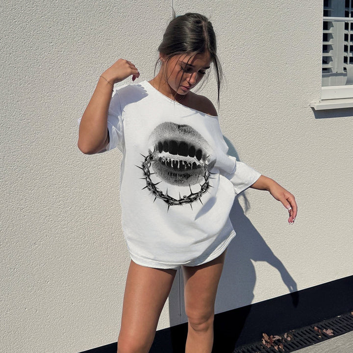 Oversized Barbed Wire Lips Graphic Tee – Edgy Streetwear - Vedlit