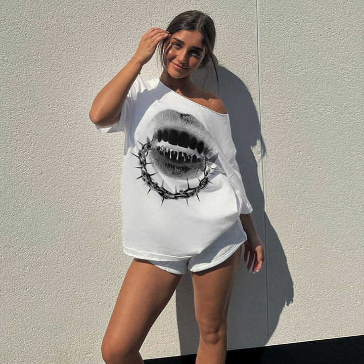Oversized Barbed Wire Lips Graphic Tee – Edgy Streetwear - Vedlit
