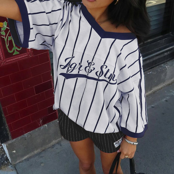 Oversized Striped Baseball Tee with V-Neck & Retro Print - Vedlit