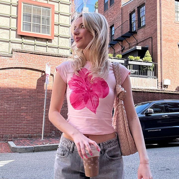 Pink Floral Graphic Baby Tee - Fitted Y2K Crop Top - Vedlit