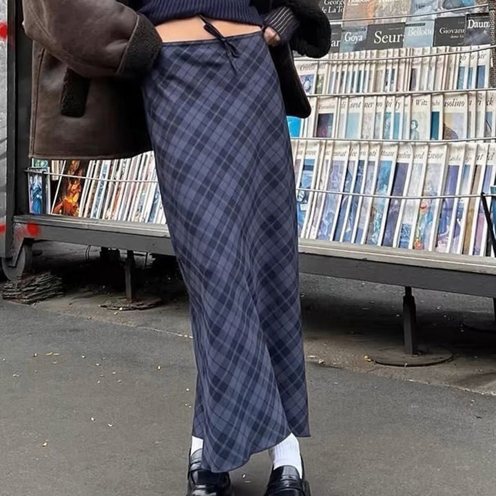 Less Conversation Plaid Maxi Skirt - Vedlit